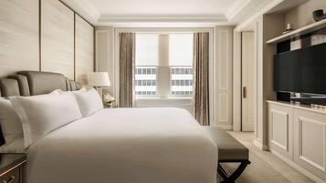 Premium bedding, pillowtop beds, minibar, in-room safe