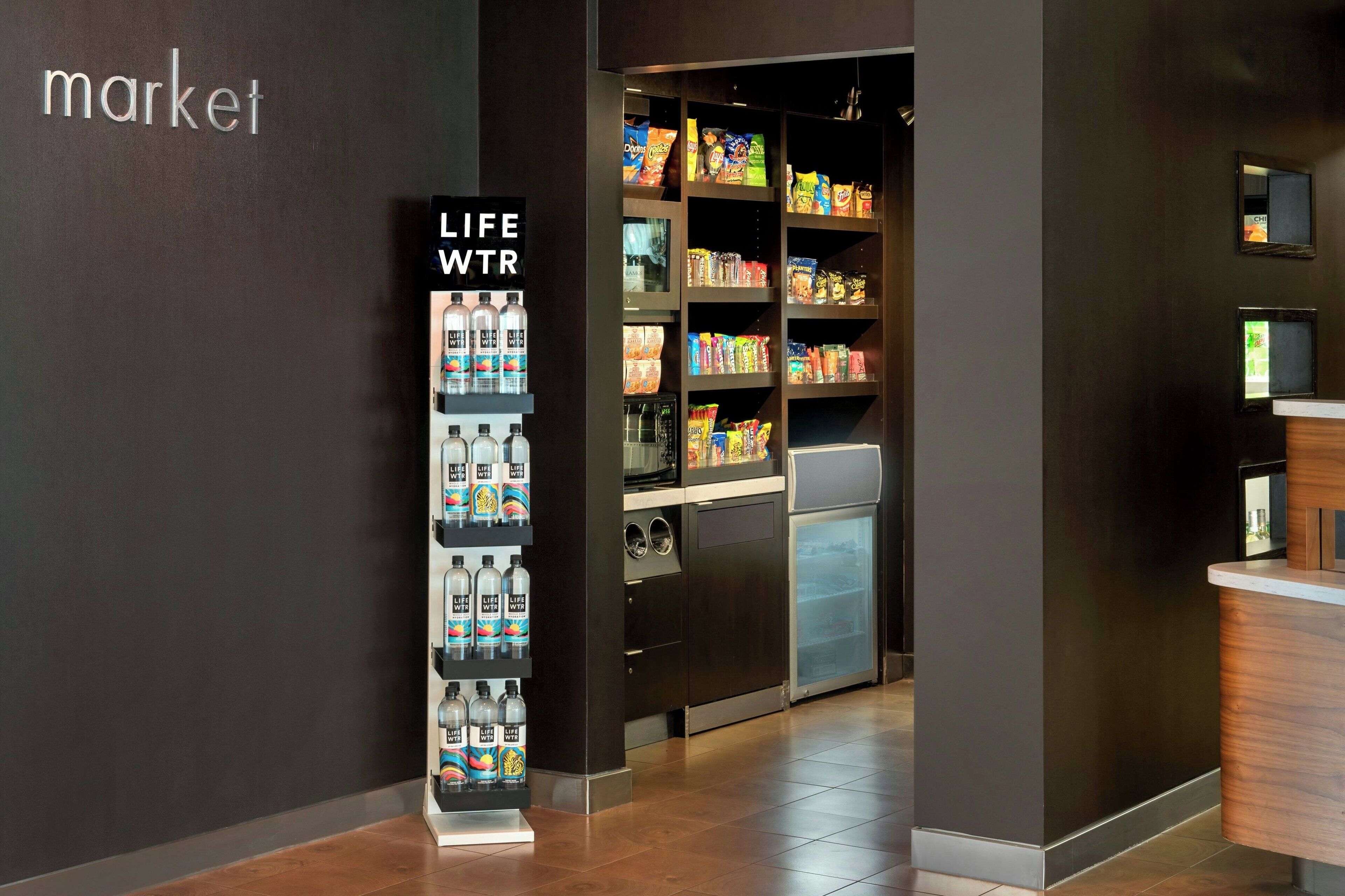 breakfast and dinner served, american cuisine