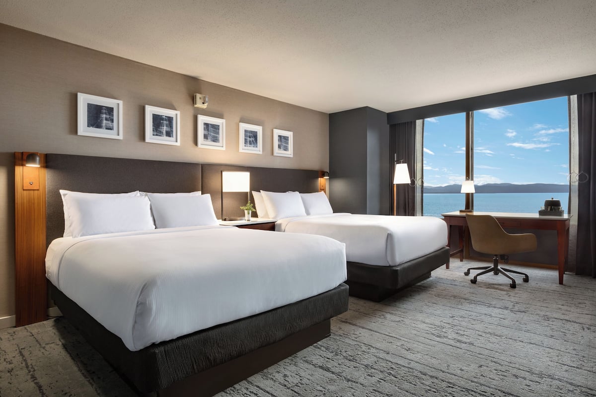 Room, 2 Queen Beds, Accessible (Mobility, Roll-In Shower)