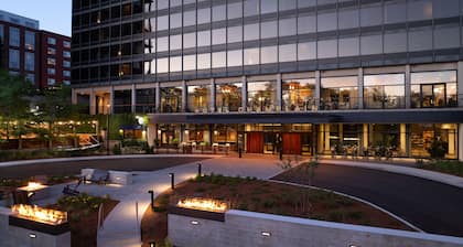 Hotel Champlain Burlington, Curio Collection by Hilton
