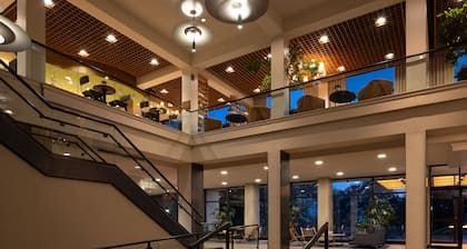 Hotel Champlain Burlington, Curio Collection by Hilton