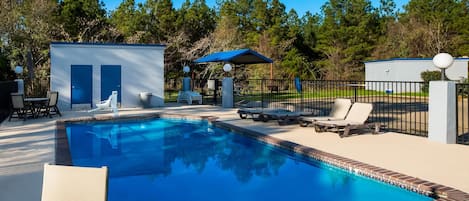 Seasonal outdoor pool