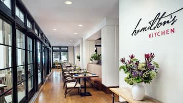 Breakfast, dinner, brunch served; southern cuisine