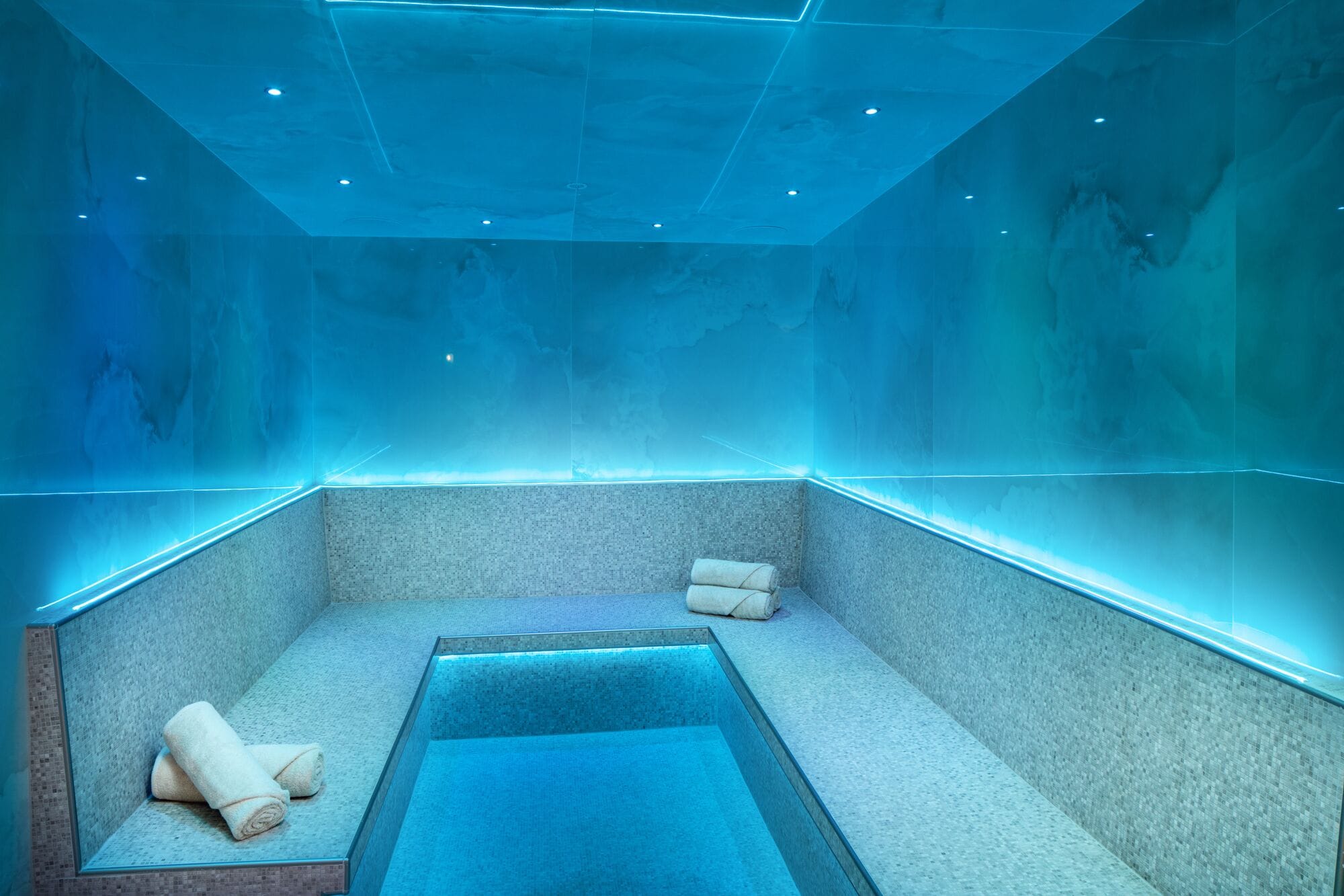 couples treatment room(s), body treatments, aromatherapy