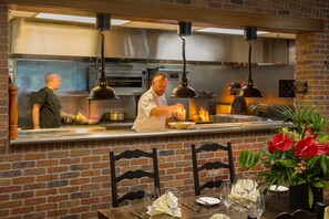 Breakfast, dinner and brunch served - The Alfond Inn (Winter Park)