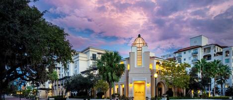 المنشأة من الخارج