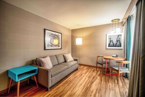 Suite, 1 King Bed, City View