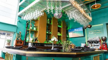 Bar (en la propiedad)