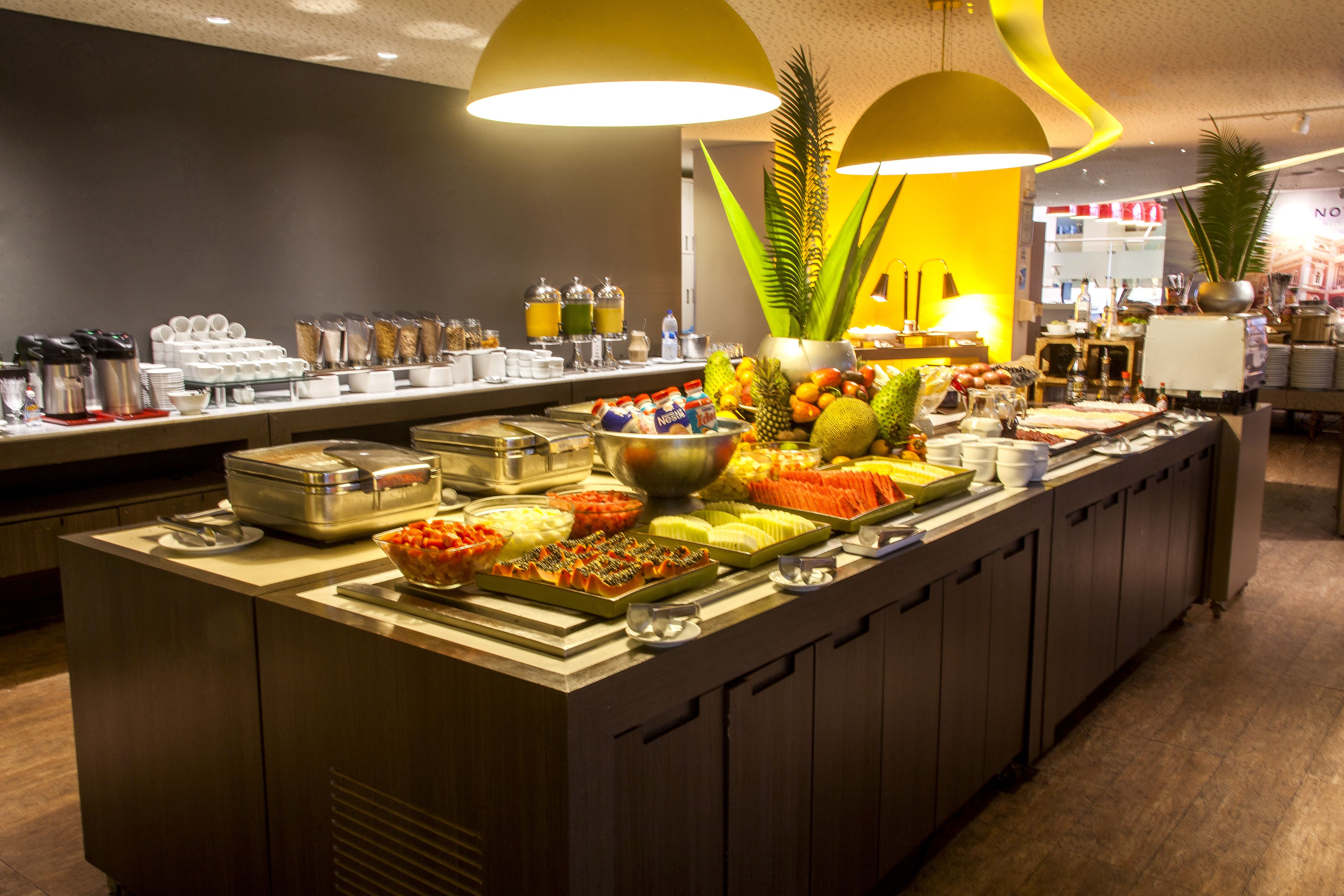 daily buffet breakfast (brl 63 per person)