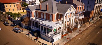 더 게스트하우스 히스토릭 맨션