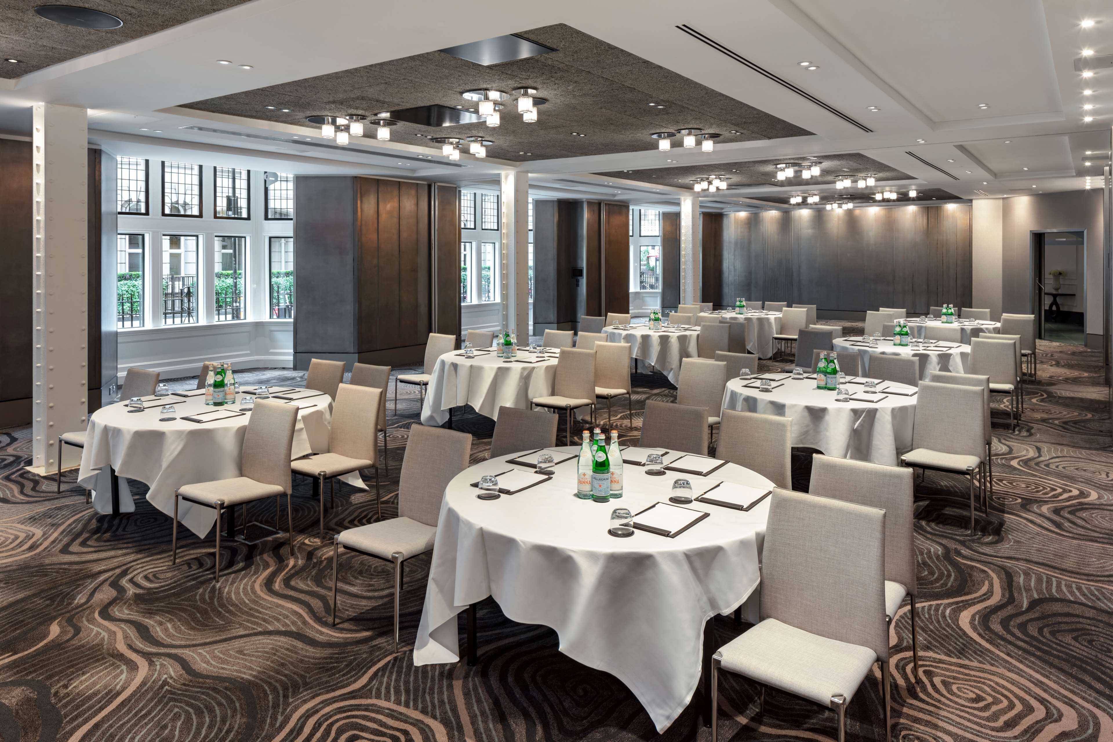 Photo - Radisson Blu Hotel, London Bloomsbury