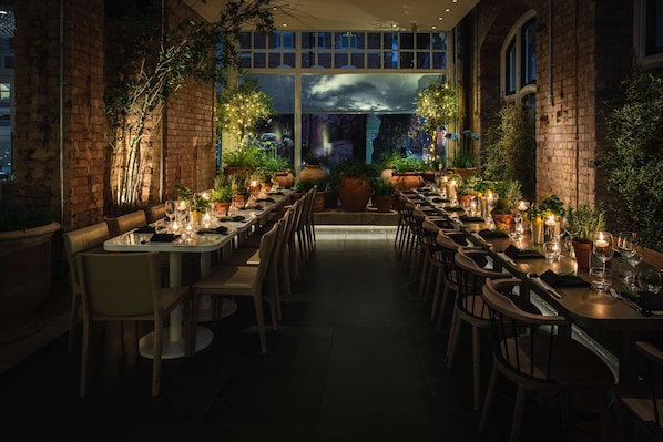 Restaurant - Radisson Blu Hotel, London Bloomsbury (London)