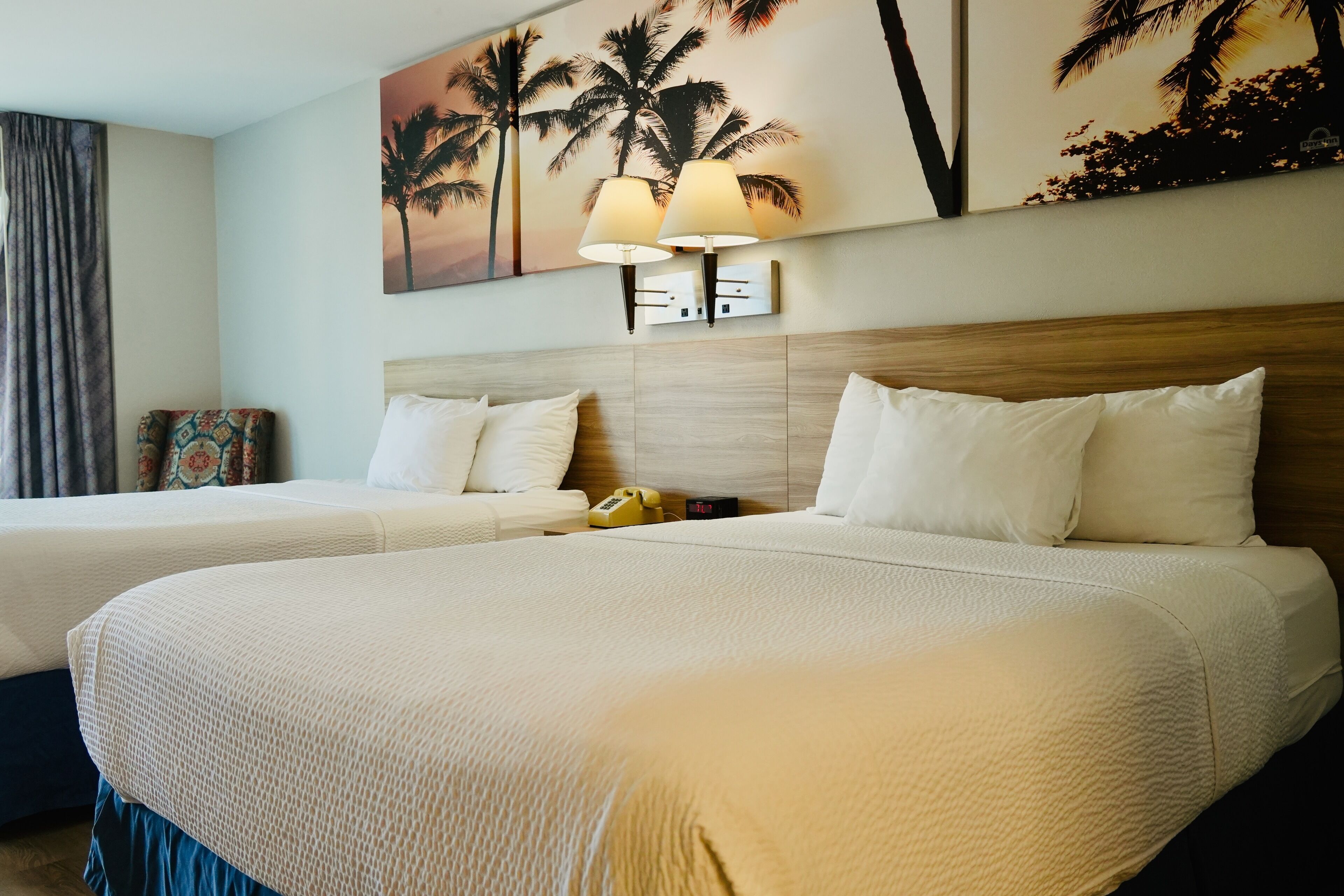 Rom, 2 queensize-senger, ikke-røyk | Skrivebord, skrivebord for bærbar PC og strykejern/-brett