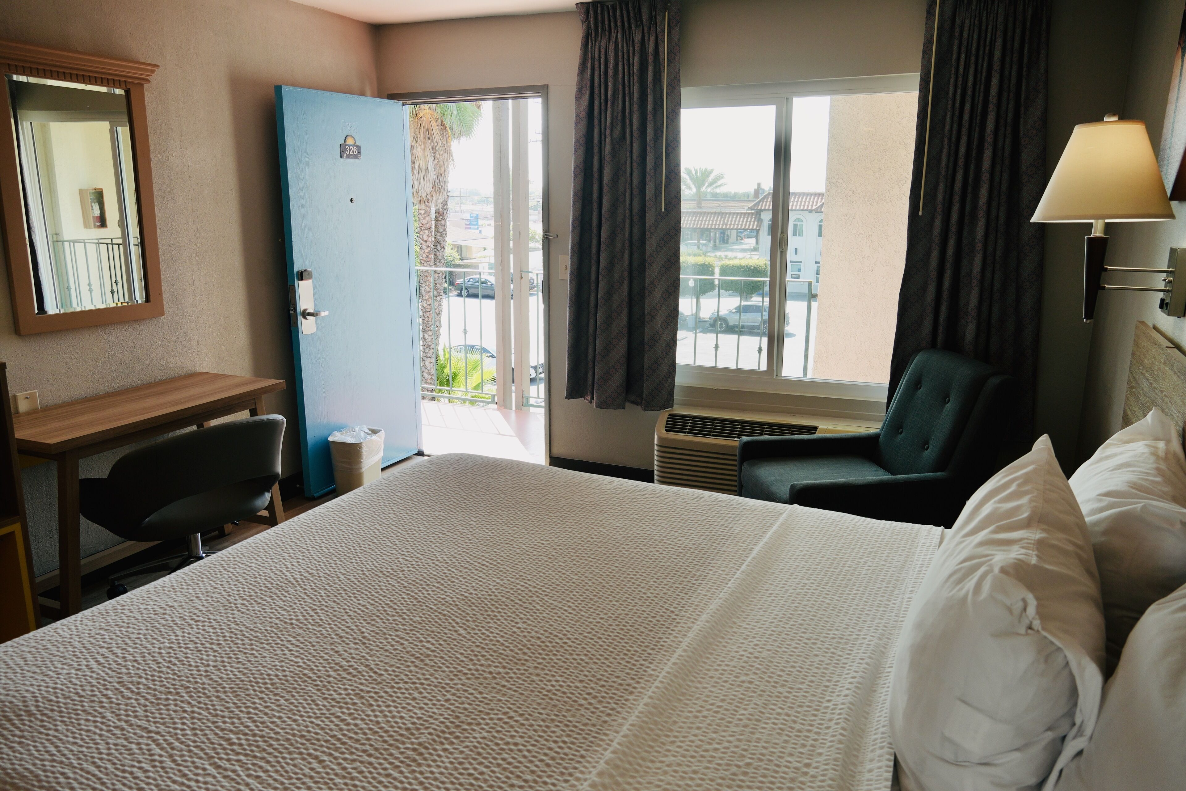 Foto - Days Inn by Wyndham Anaheim Near the Park