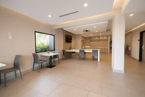 Property amenity - Travelodge by Wyndham LAX (El Segundo)