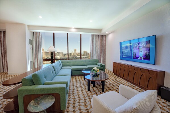 Flat-screen TV, pay films - Rio Hotel & Casino, a Destination by Hyatt Hotel (Las Vegas)