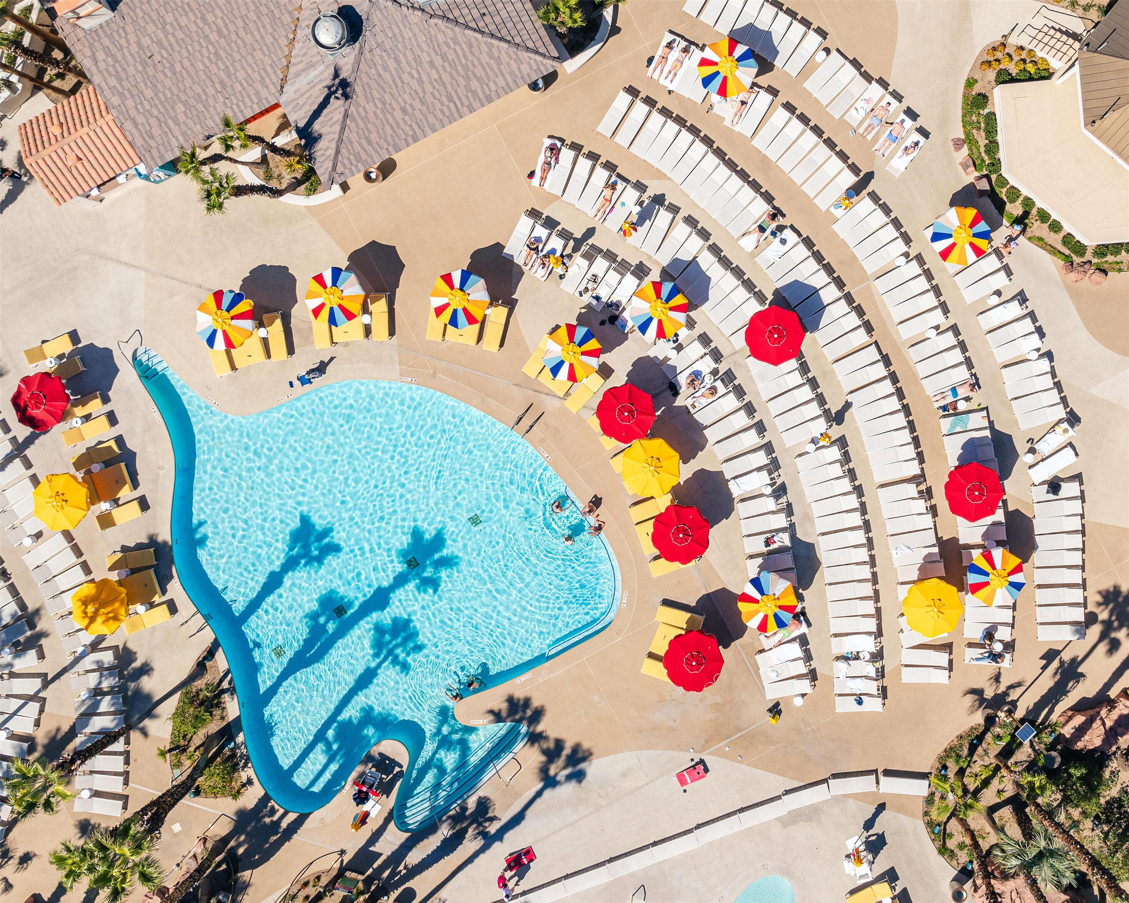 Seasonal outdoor pool, open 9:00 AM to 6:00 PM, cabanas (surcharge)