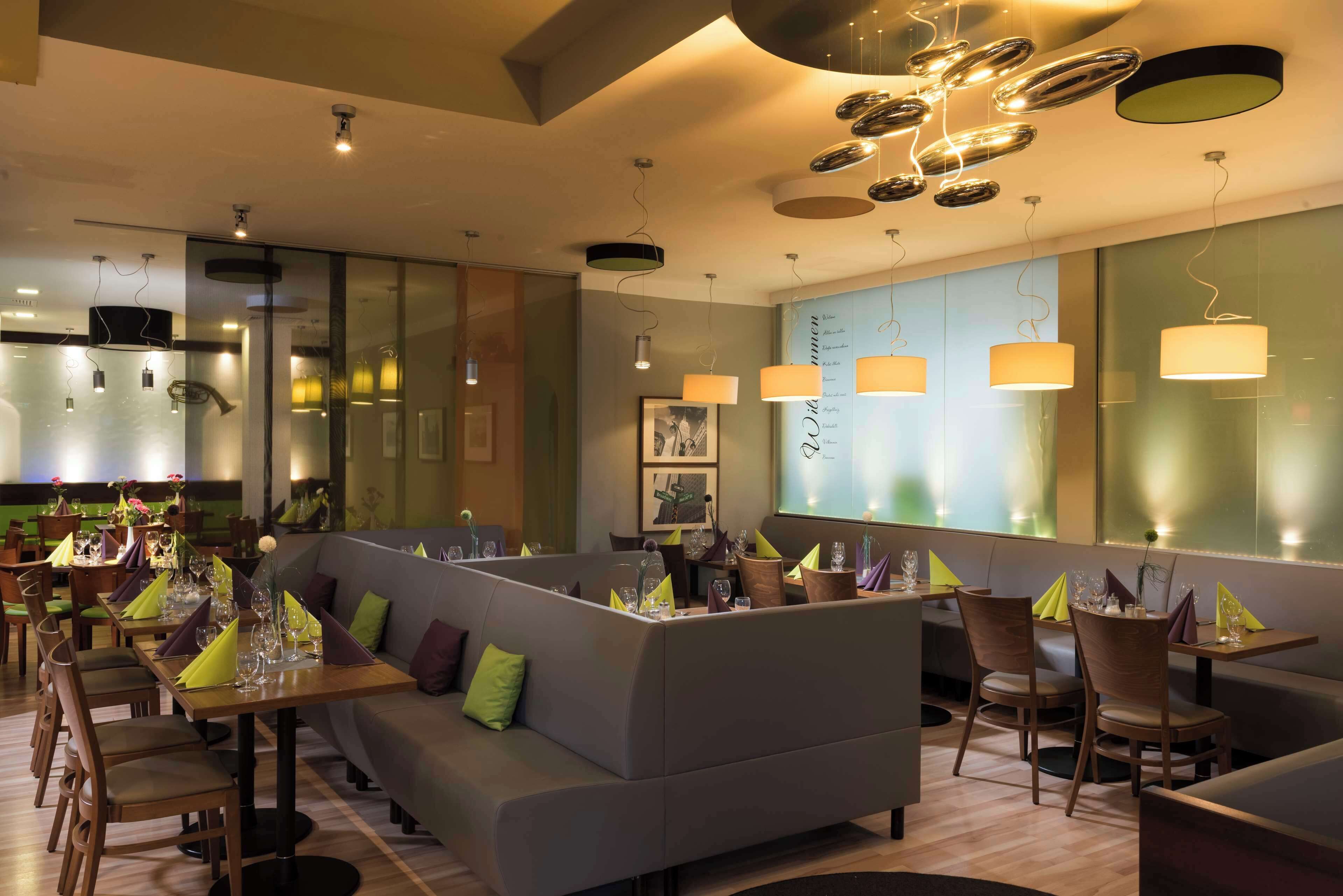 breakfast, lunch, dinner served; international cuisine