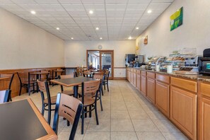 Desayuno continental incluido todos los días