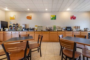 Free daily full breakfast - Quality Inn Selinsgrove (Selinsgrove)