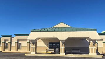 ด้านหน้าที่พัก