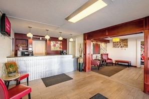 Lobby - Red Roof Inn Battle Creek (Battle Creek)