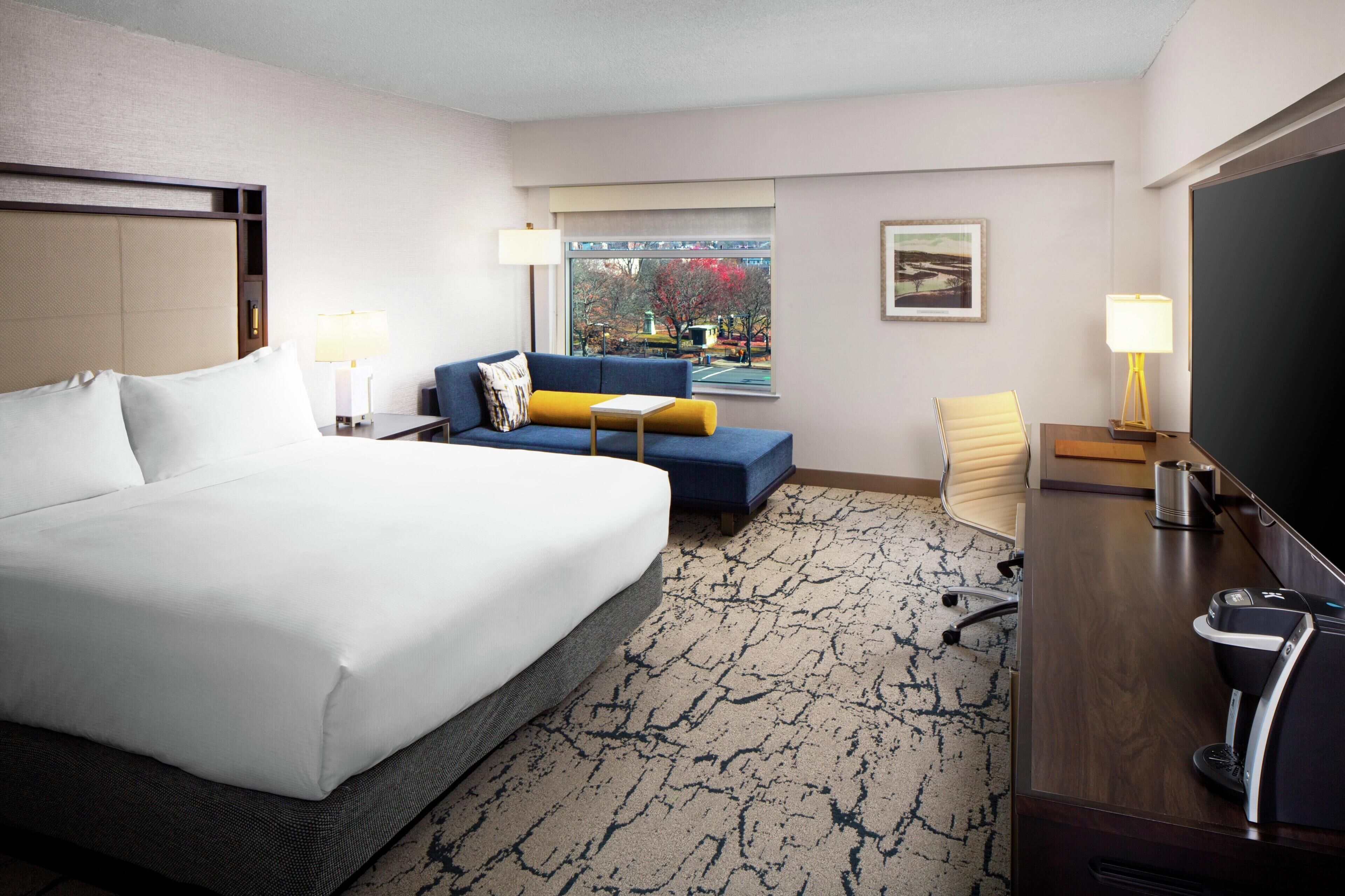 客房内保险箱、遮光窗帘、熨斗/熨衣板、免费婴儿床