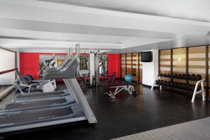 Fitness facility - DoubleTree by Hilton Manchester Downtown (Manchester)