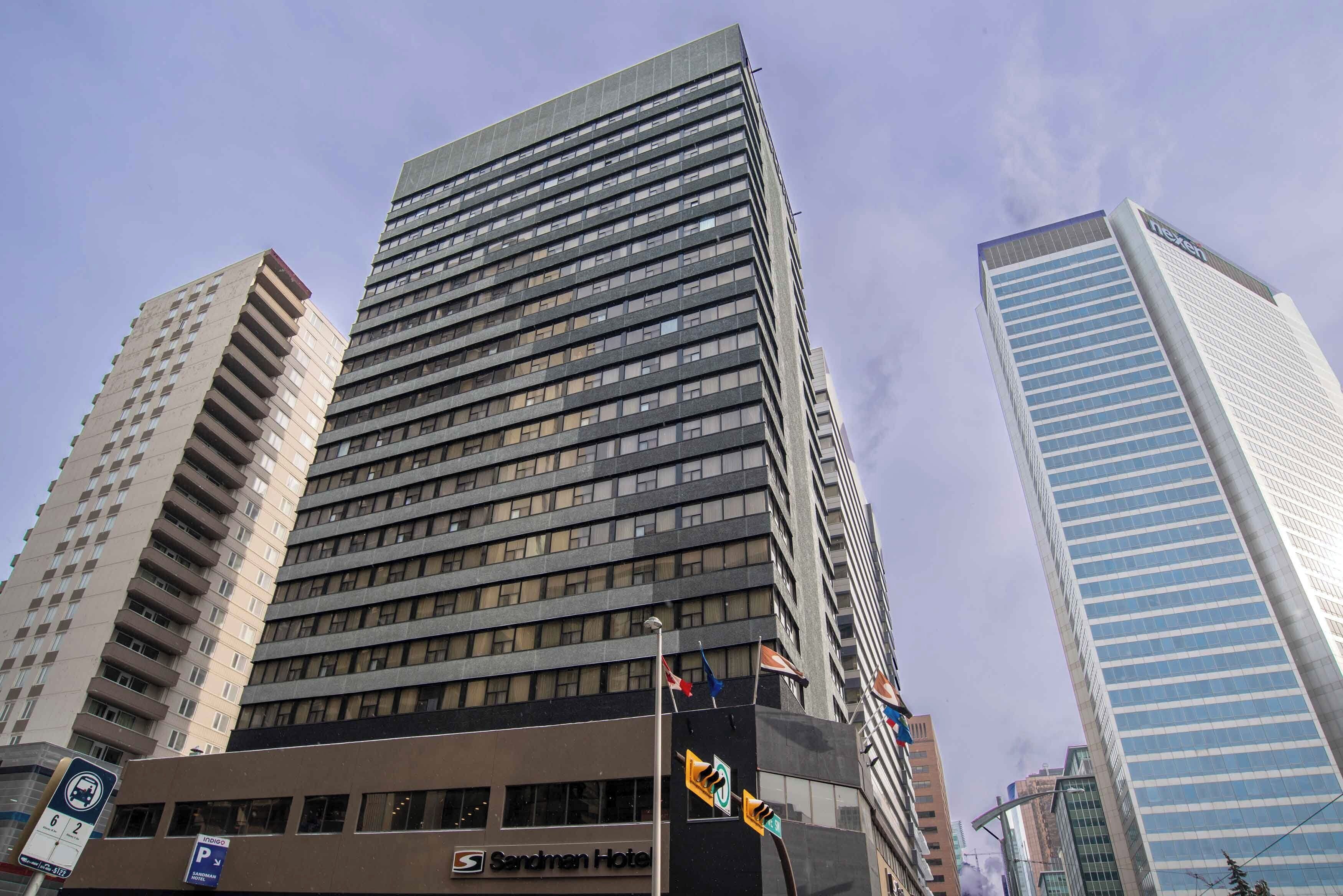 Photo - Sandman Signature Calgary Downtown Hotel