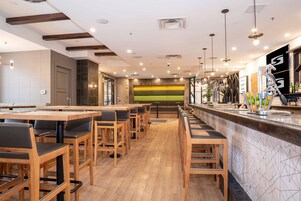 Lunch, dinner, brunch served; Fusion cuisine 