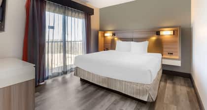 Best Western Plus Atlanta Airport-East