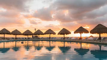 2 outdoor pools, pool umbrellas, sun loungers