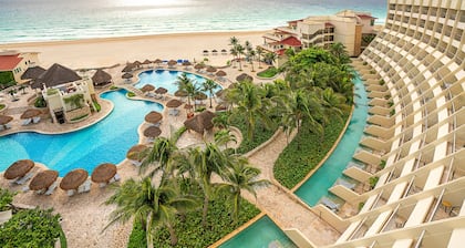 Grand Park Royal Cancun - All Inclusive