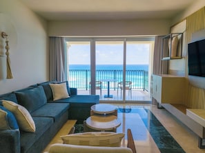 Master Suite Ocean Front | Living area | 40-inch LED TV with satellite channels, TV, iPod dock