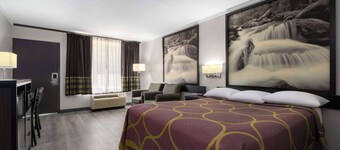 Super 8 by Wyndham Longview/North