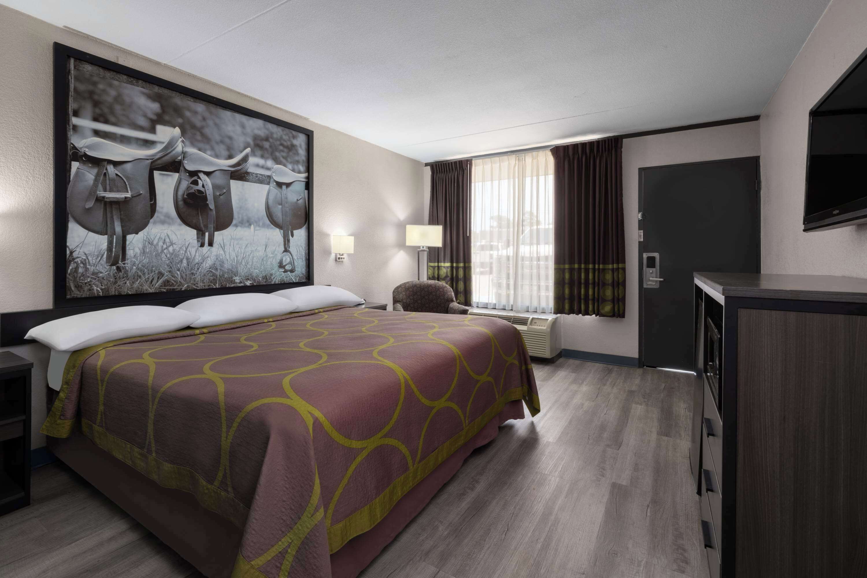 Caja de seguridad en la habitación y escritorio 