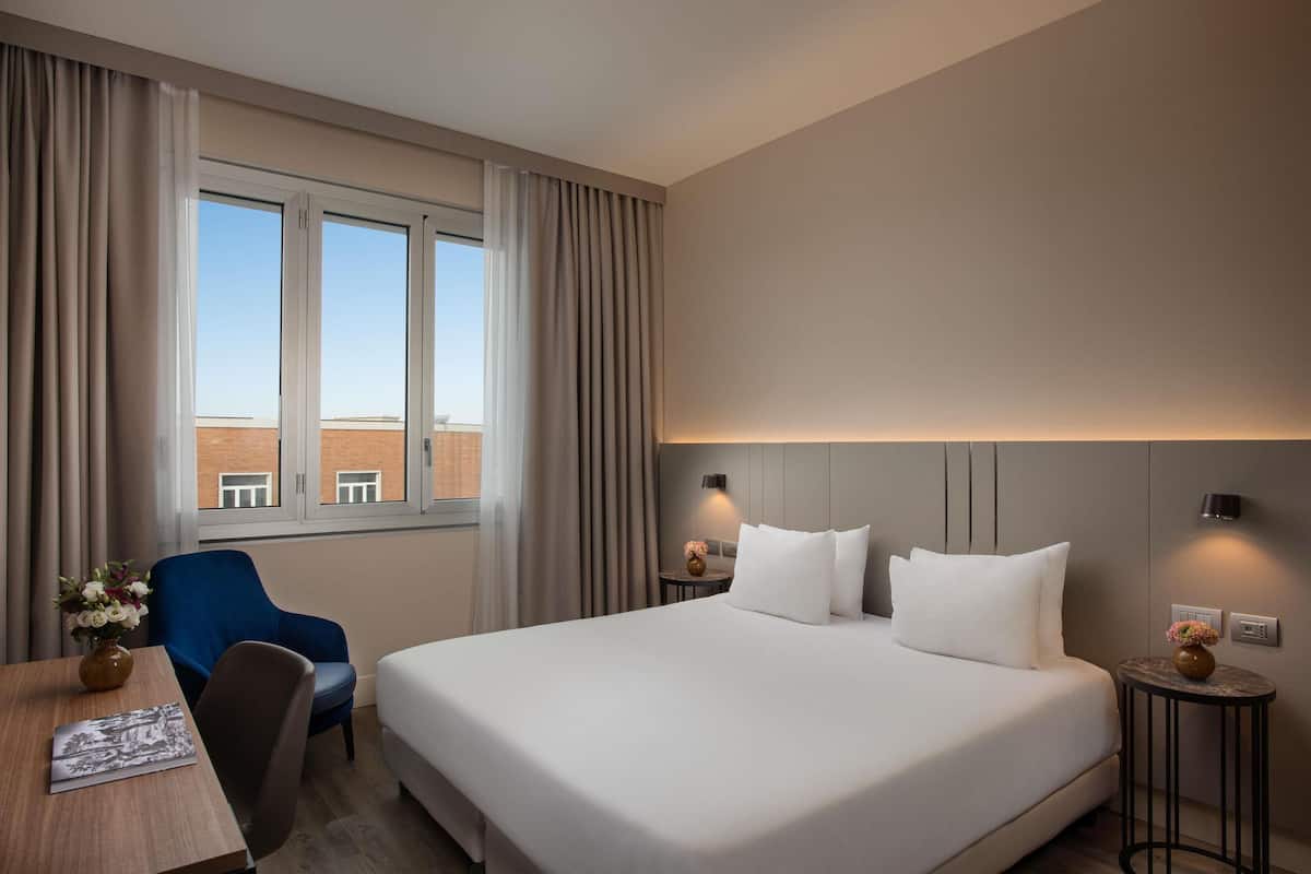 Superior Room (View) | 1 bedroom, minibar, in-room safe, desk