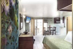 Room - Aqua Kuhio Village (Honolulu)