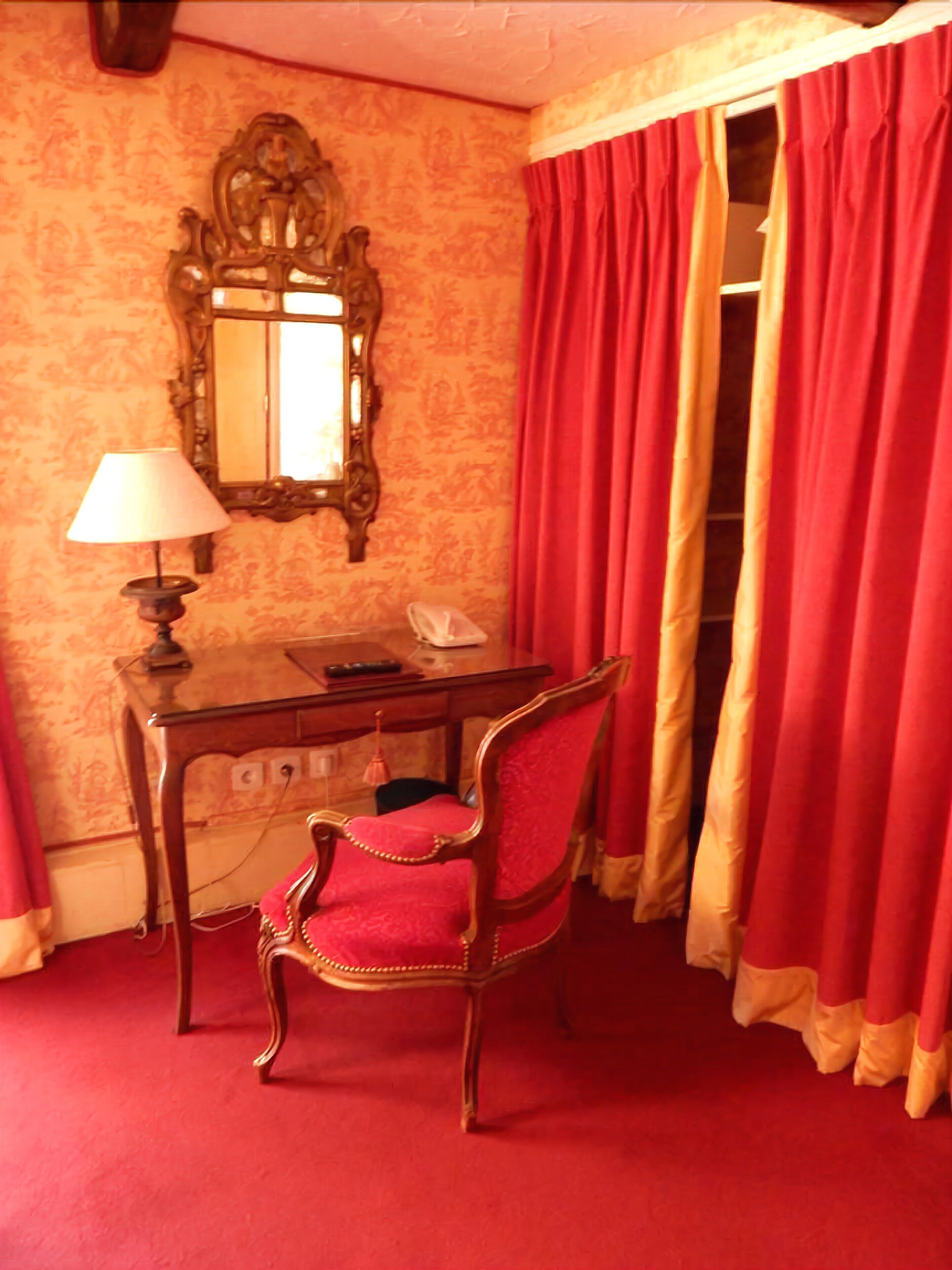 superior double room, balcony | in-room safe, free wifi, bed sheets