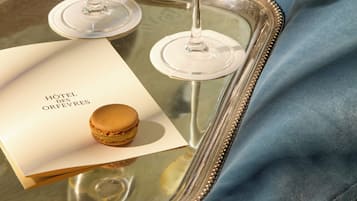 Superior-Doppelzimmer | Essbereich im Zimmer