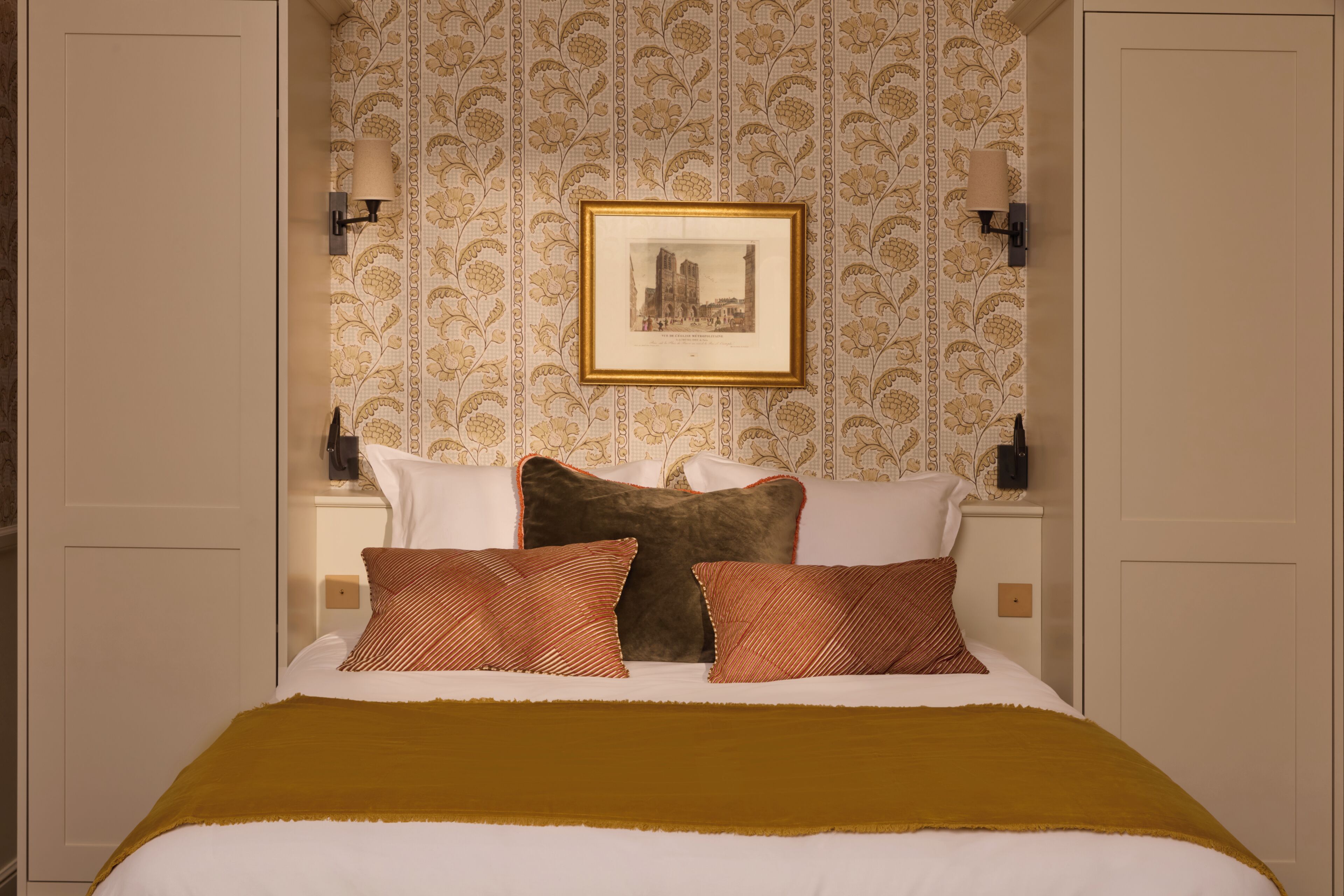 Rom – junior | Safe på rommet, wi-fi (inkludert) og sengetøy