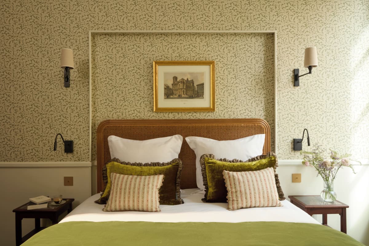 Superior Double Room, Balcony | In-room safe, free WiFi, bed sheets