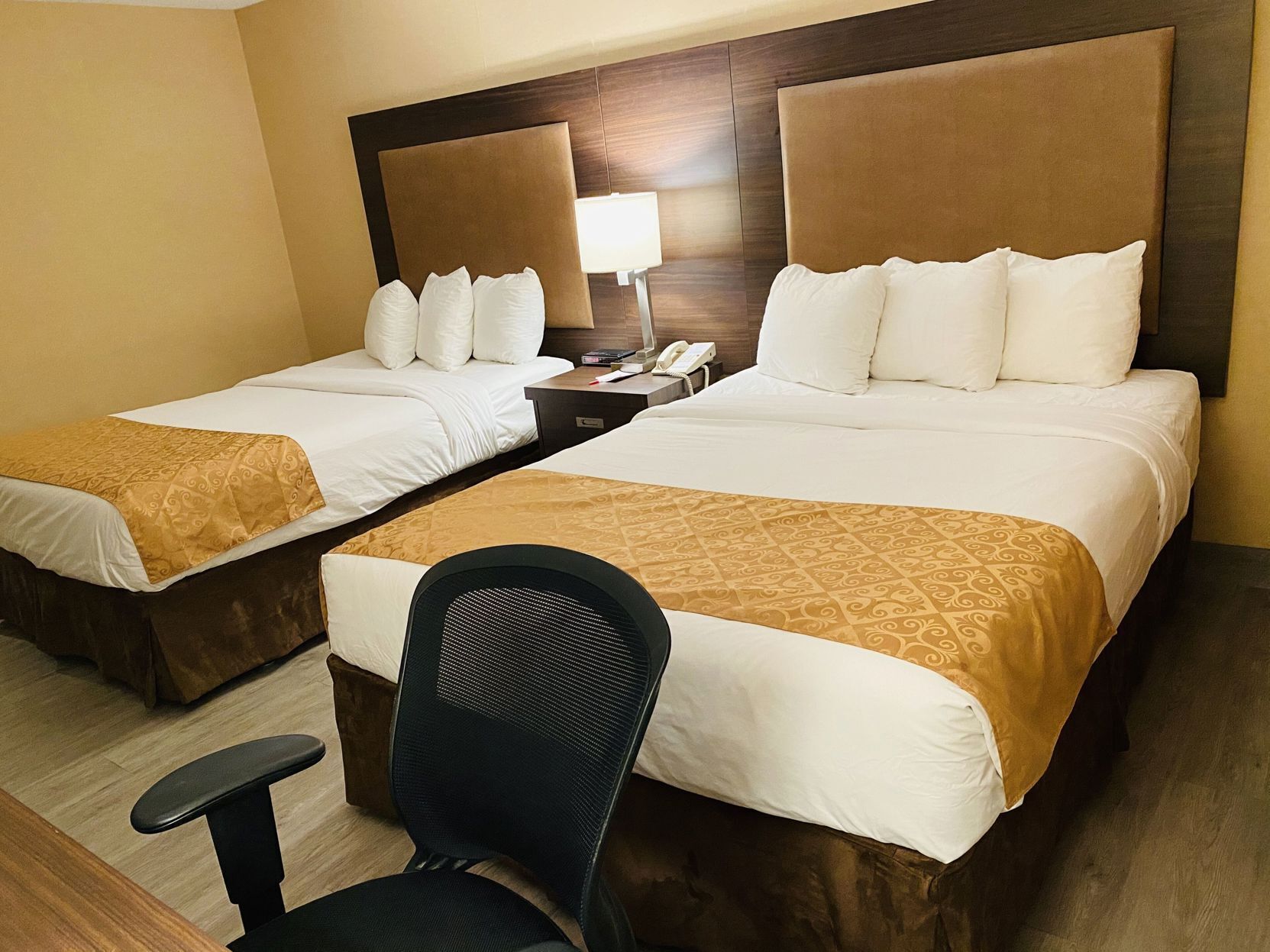 In-room safe, desk, soundproofing, iron/ironing board