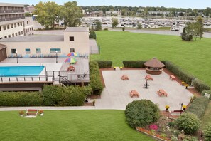 Studio Suite, 1 King Bed, Non Smoking, Lake View | Terrace/patio
