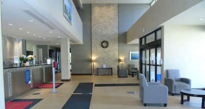 Ramada by Wyndham Belleville Harbourview Conference Centre