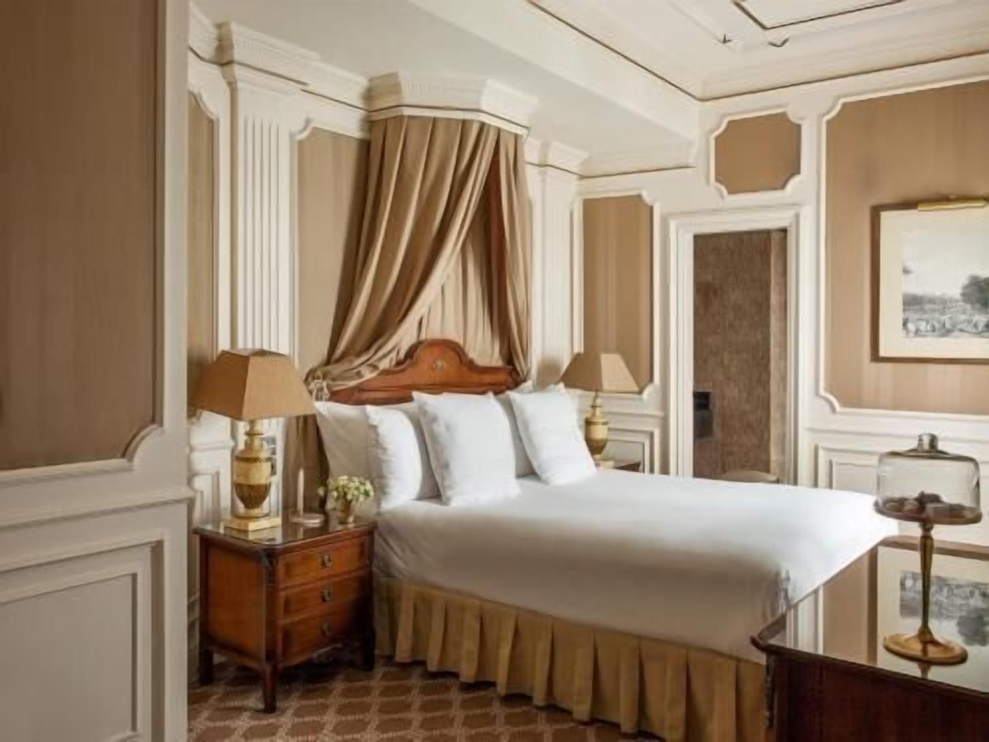 Literie de qualité, couette en duvet, minibar