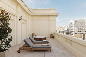 Literie de qualité, couette en duvet, minibar