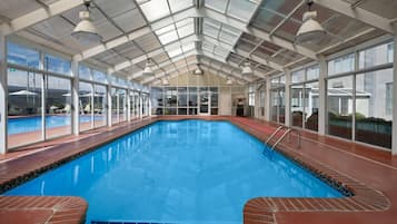 Indoor pool, seasonal outdoor pool, sun loungers