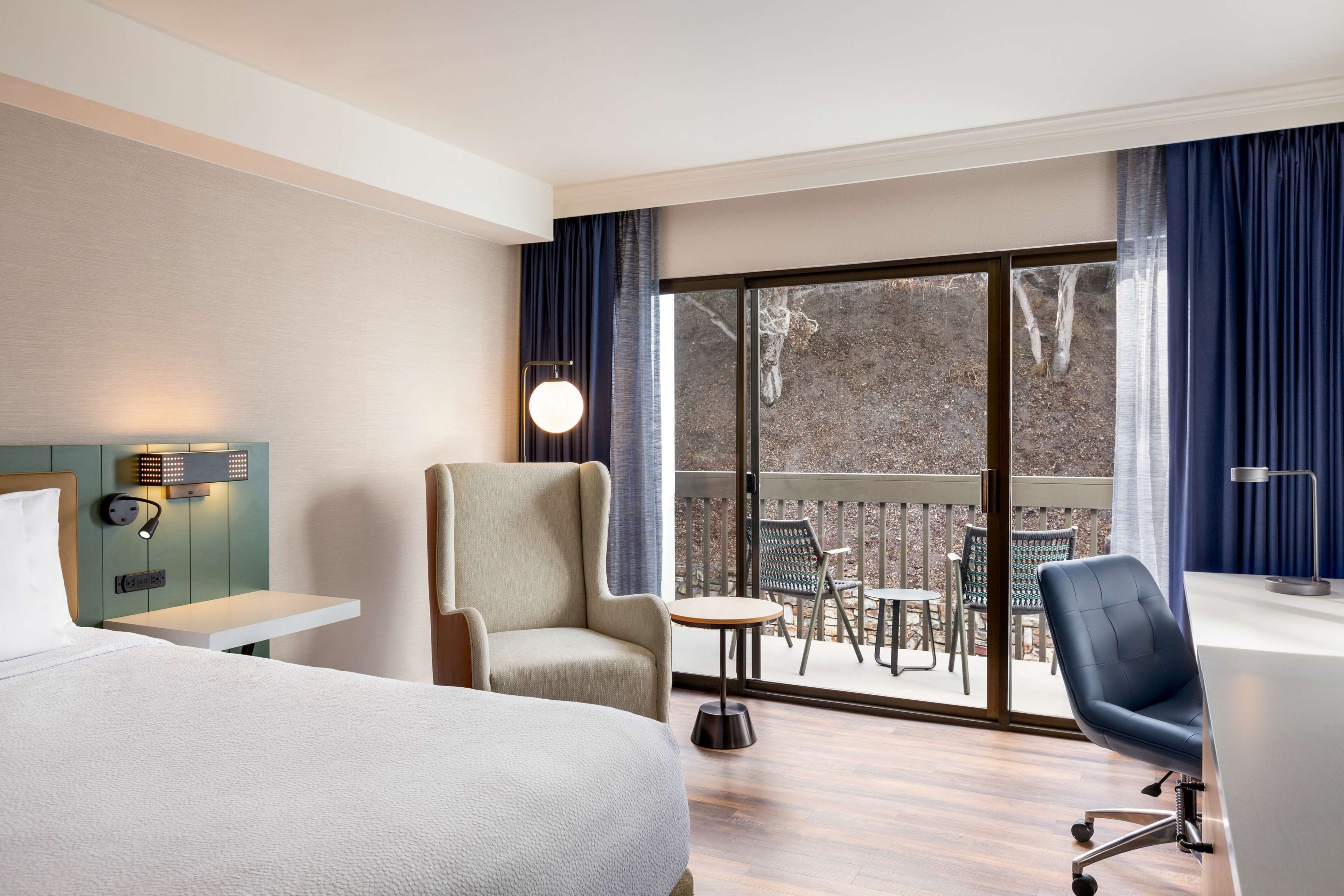 premium bedding, in-room safe, desk, iron/ironing board