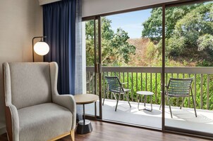 Room, 1 King Bed, Balcony | Premium bedding, in-room safe, desk, iron/ironing board